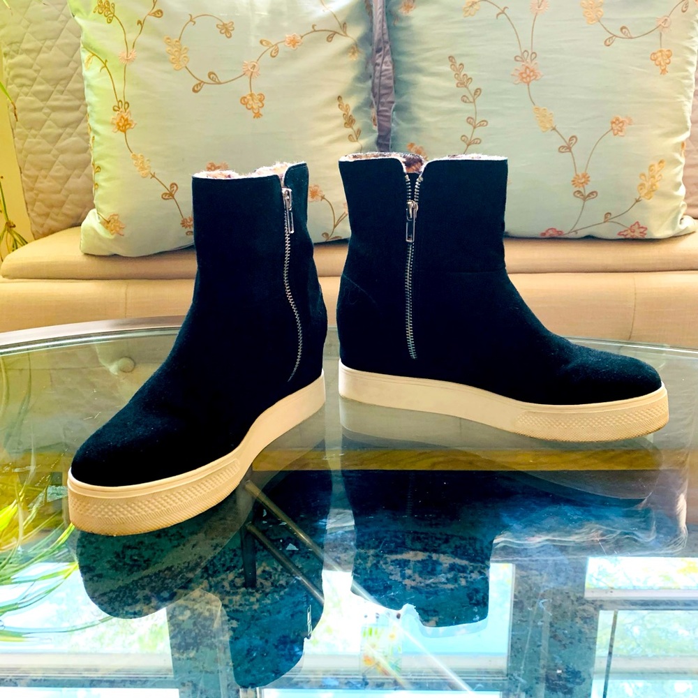 ✨Steve Madden✨ Black Suede Hightop Platform Sneakers W/Dual Zipper